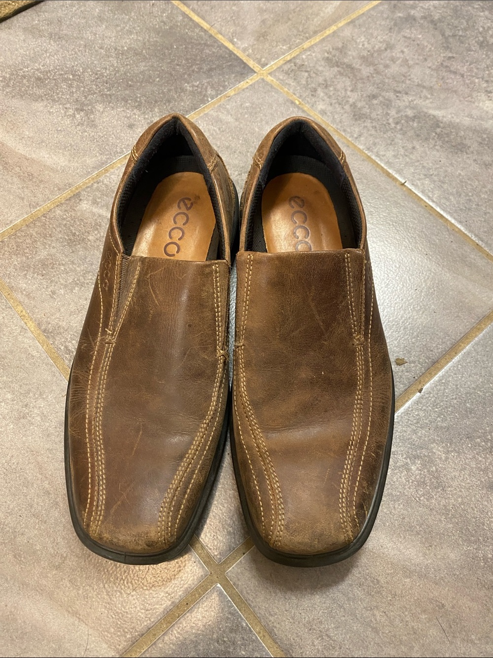 ECCO Brown Leather Slip-On Loafers